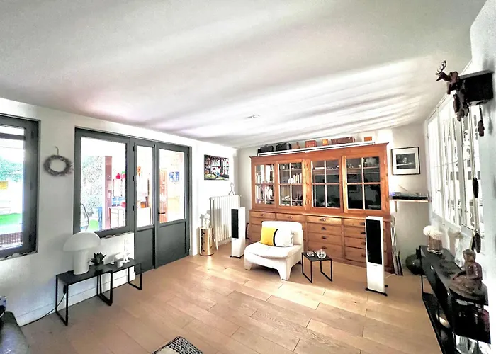 Au Petit Bonheur Bed and breakfast